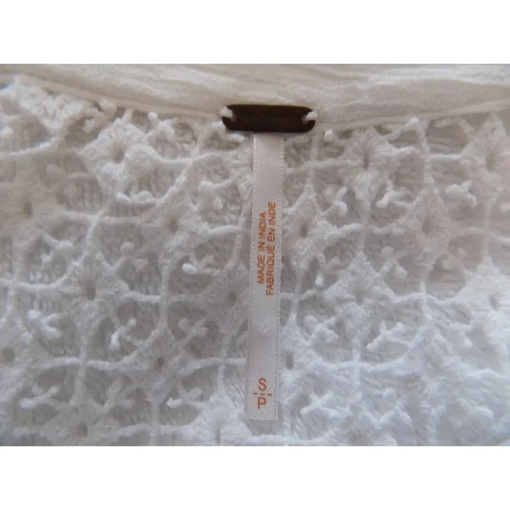 Free People Crochet Accent Eyelet Cutout Blouse size Small